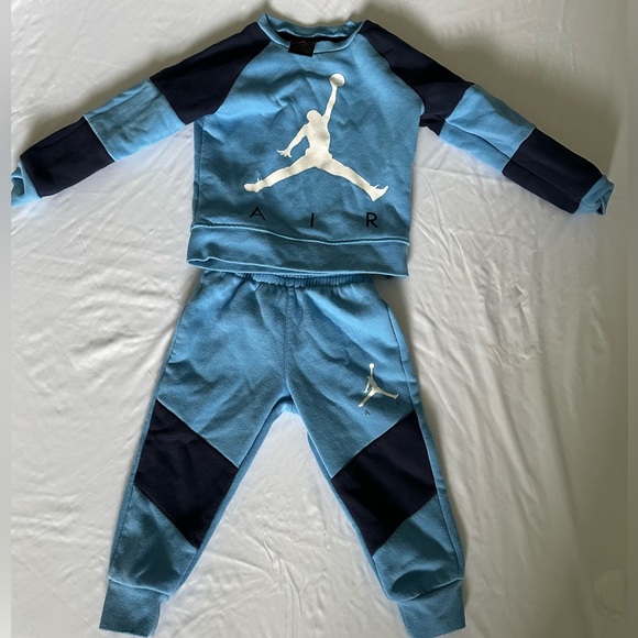 Jordan Other - Jordan Sweatsuit, Size 2T